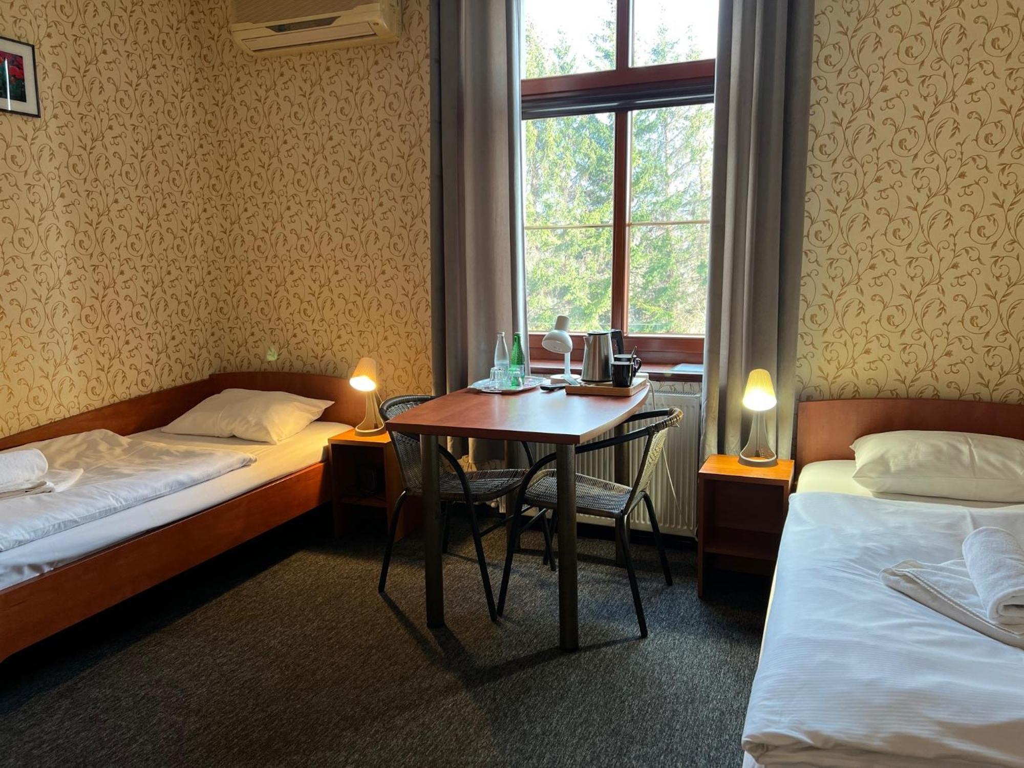 I Restauracja Castle Hotel 3*