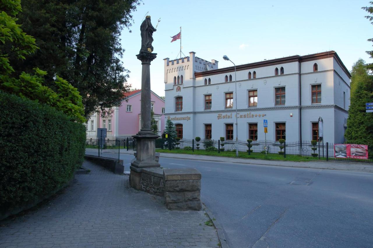 I Restauracja Castle 3*